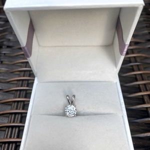14k white gold moissanite pendant necklace